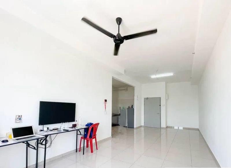 Zenopy Residence, 3 Room 2 Bath, Semi Furnish, Overlooking Lush Greens, Seri Kembangan