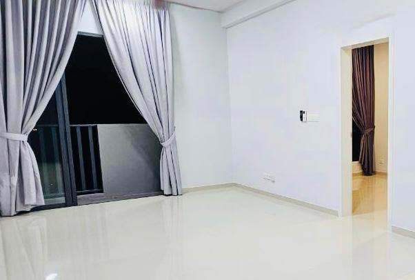 Amani Residence, 3 Room 2 Bath 2 Parking, Bare Unit, Bandar Puteri Puchong