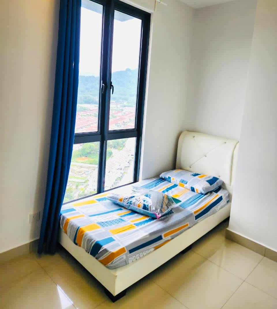 Ayuman Suites, 3 Room 2 Bath, Fully Furnish, Aircon Hotbath Kitchen Ready, Near Bus Stop