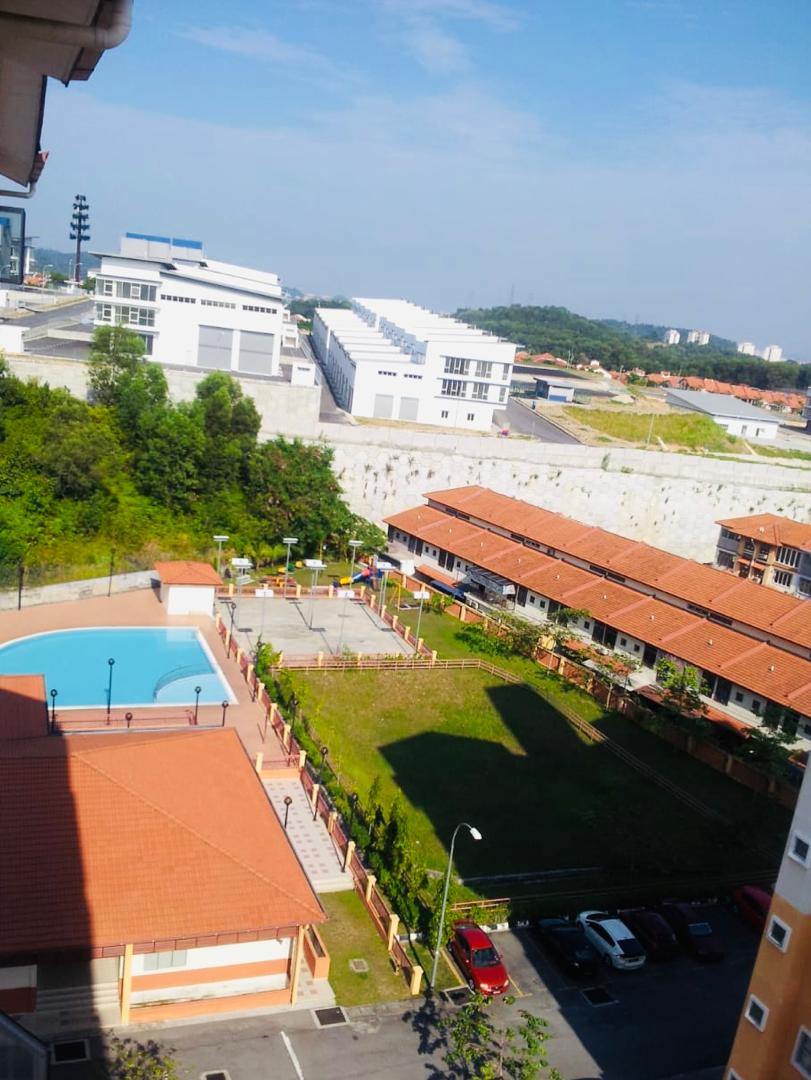 Serdang Villa, 3-Room 2-Bath, Furnished House, Bukit Serdang