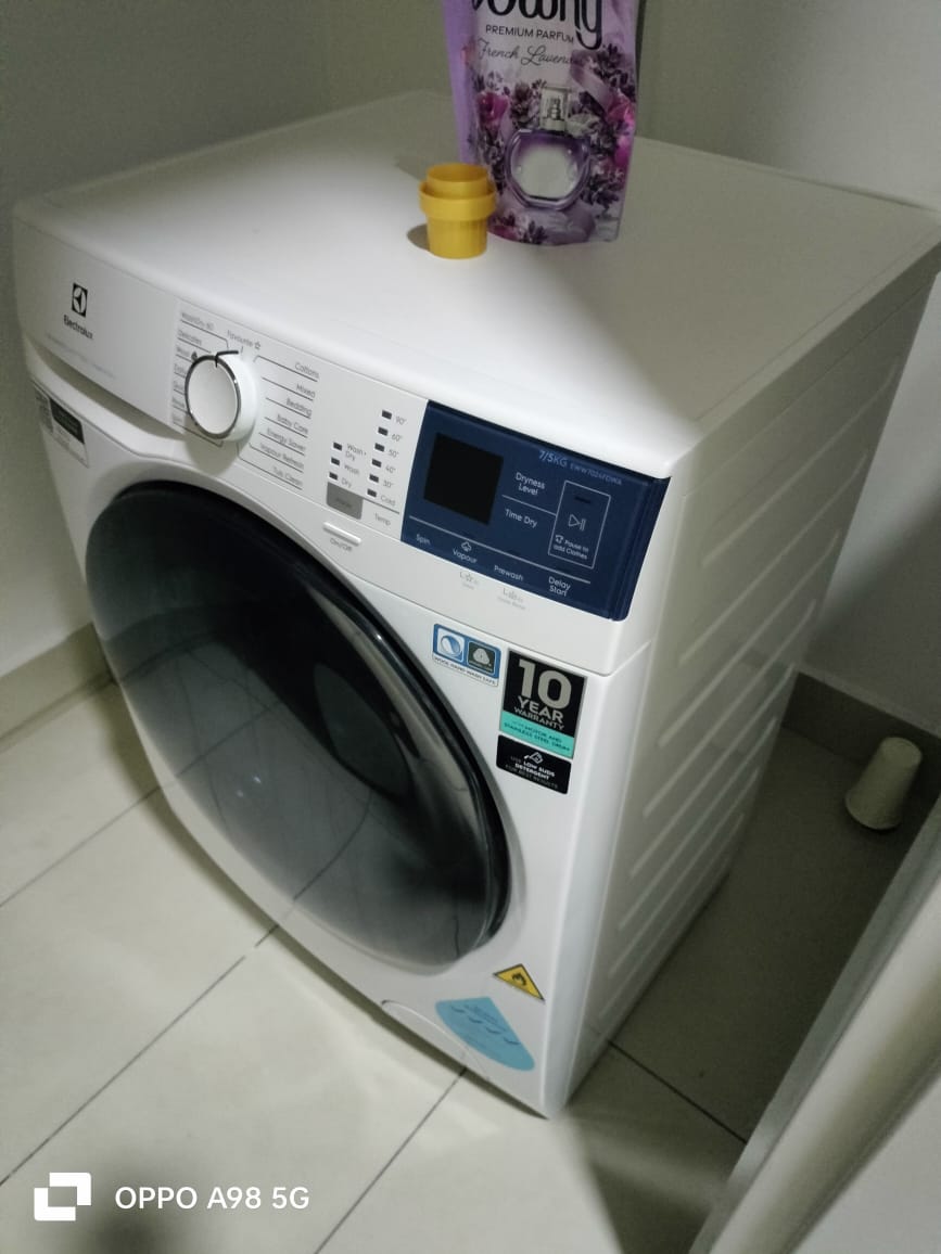 Amber Residence, 2 Room 1 Bath, Fully Furnished, Aircon Hot Bath, FF