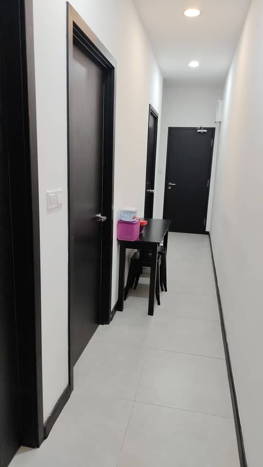 Neu Suites, 3 rooms for rent