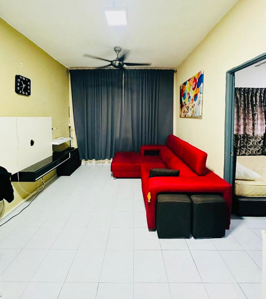 Taman Damai Utama, 3 Room 2 Bath, Renovated Walk Up Apartment, Puchong