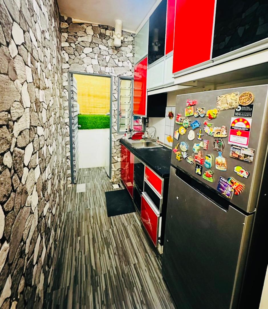 Taman Damai Utama, 3 Room 2 Bath, Renovated Walk Up Apartment, Puchong