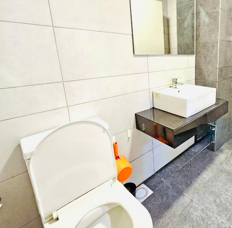 Amani Residence, 3 Room 2 Bath 2 Parking, Bare Unit, Bandar Puteri Puchong
