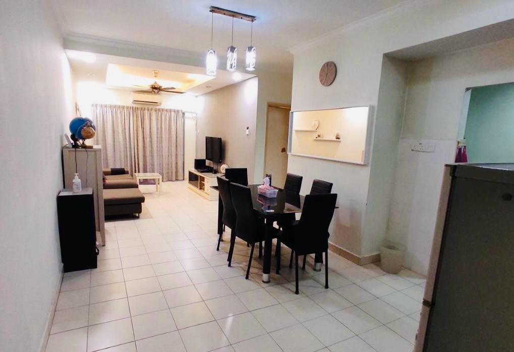 Serdang Villa, 3 Room 2 Bath 1 Parking, Semi Furnished, Bukit Serdang @ Seri Kembangan