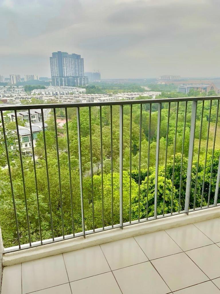 Verdi Eco-Dominium, 1 Room 1 Bath, Fully Furnished, Bright Airy Breezy Condo, Cyberjaya